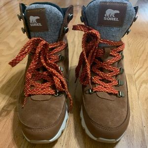 SOREL KINETIC CONQUEST BOOTS VELVET TAN 9